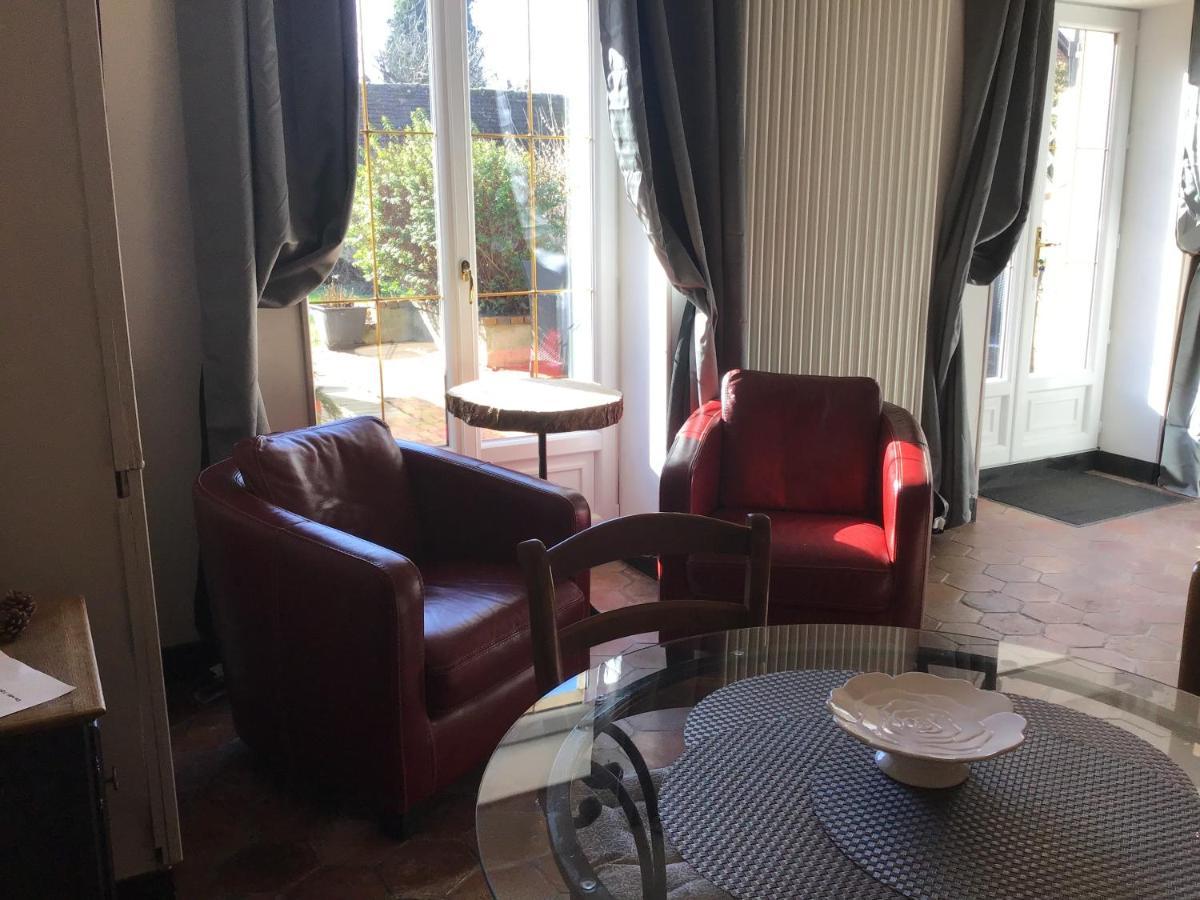 La Meuniere Villa Jouy  Exteriör bild